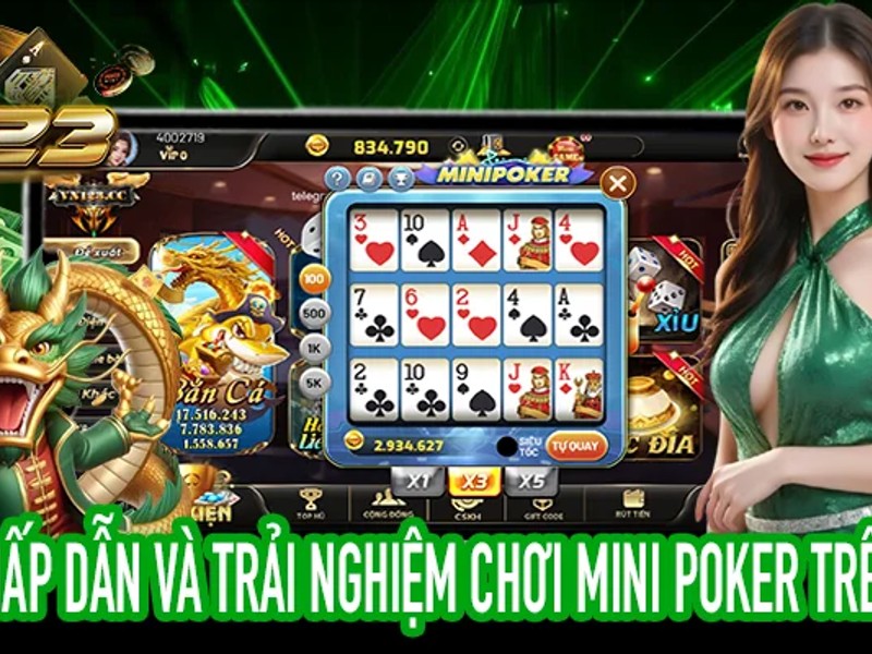 Các quân bài và chip poker trên bàn chơi