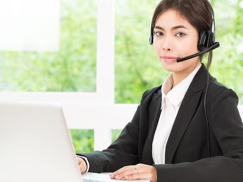 Hình ảnh hỗ trợ khách hàng giải đáp thắc mắc về thanh toán